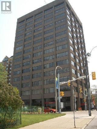 100 Ouellette, Windsor — primary photograph