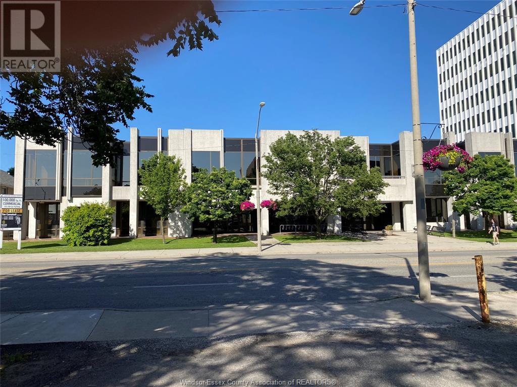 Industrial — 850 Ouellette Avenue, Windsor, Ontario