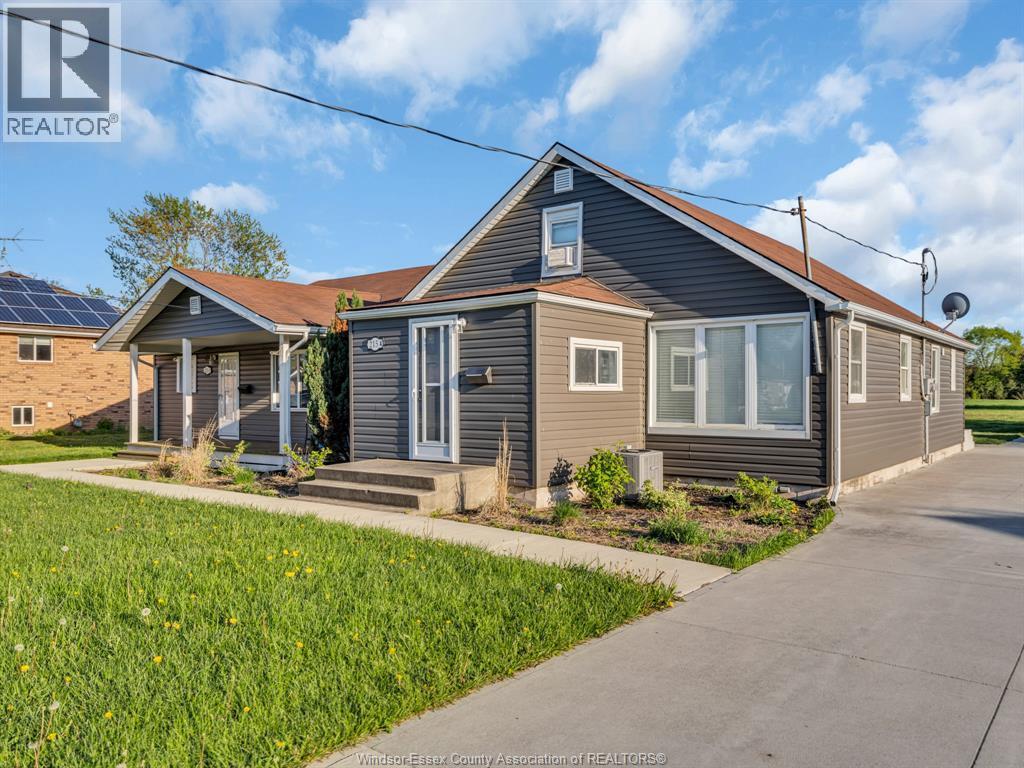 215 Texas, Amherstburg — photograph 3