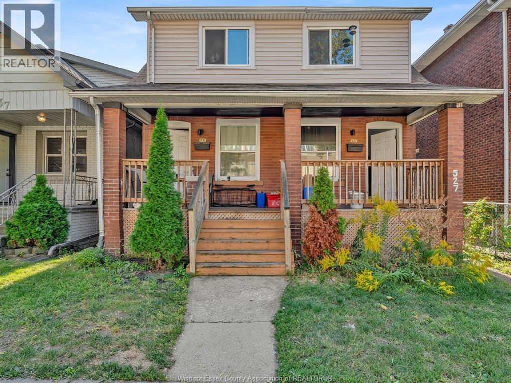 Single Family — 527 McEwan, Windsor, Ontario
