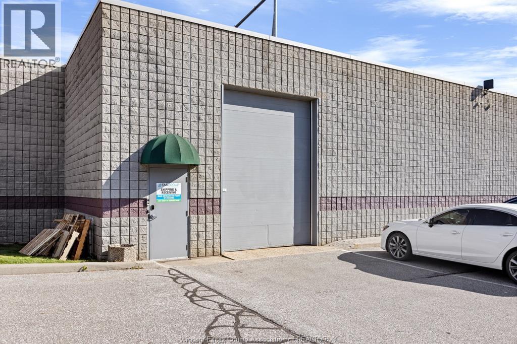 4510 Rhodes #330, Windsor — photograph 2