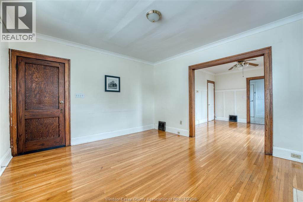135 Oak, Windsor — photograph 3