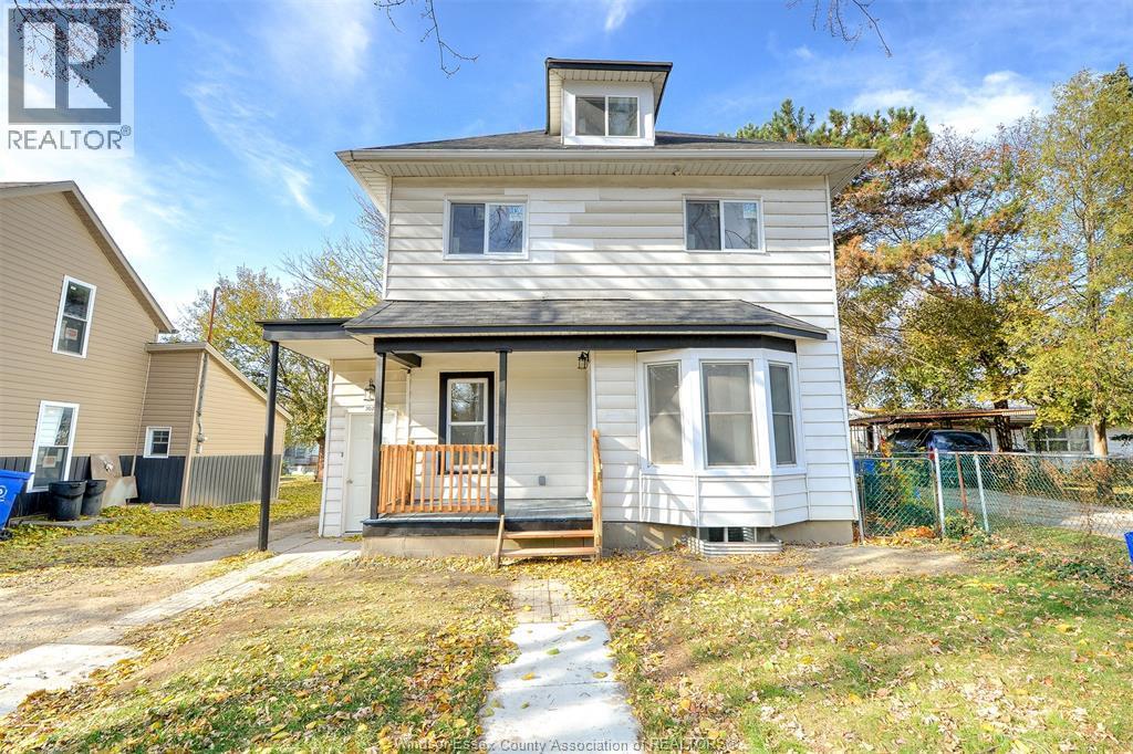 3076 Sandwich, Windsor — primary photograph