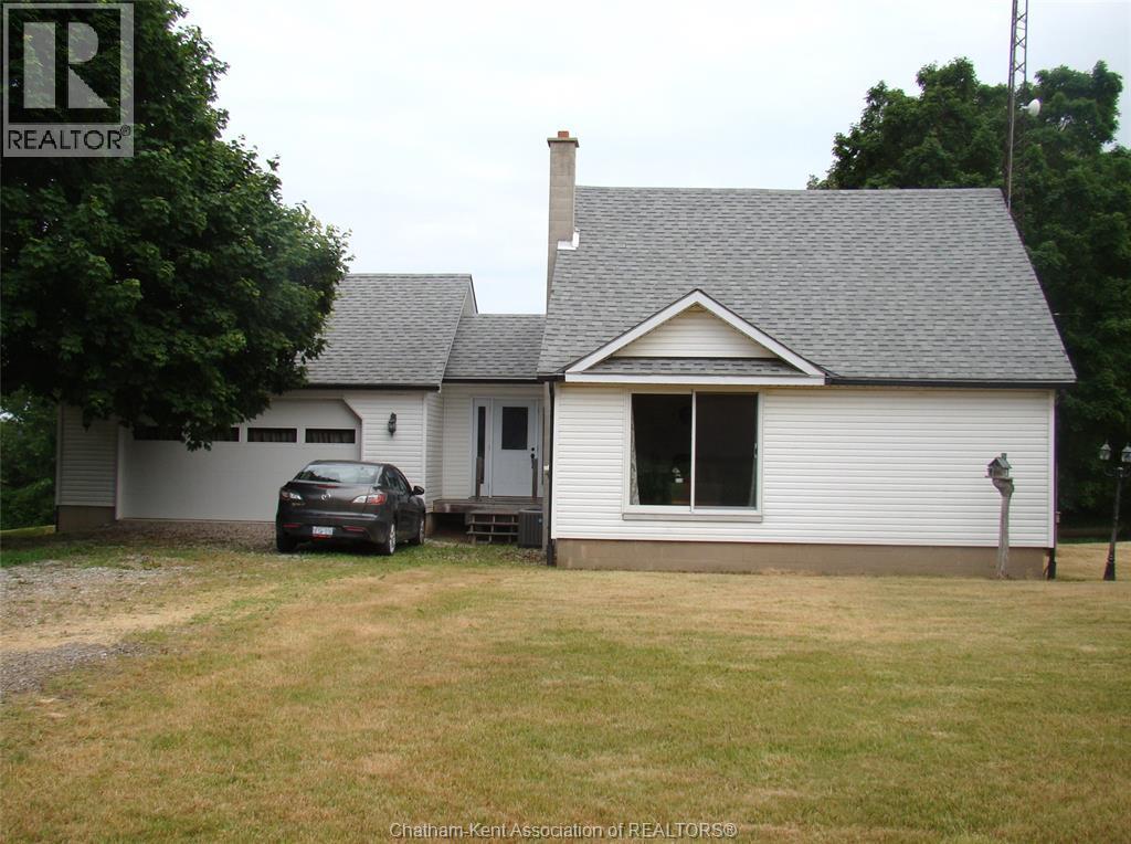 7914 Haggerty Road, Dawn-Euphemia — photograph 2
