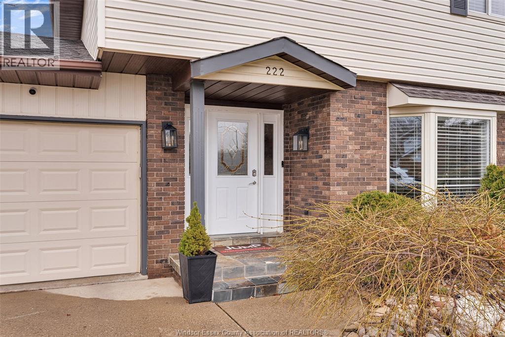 222 Donalda Court, Tecumseh — photograph 2