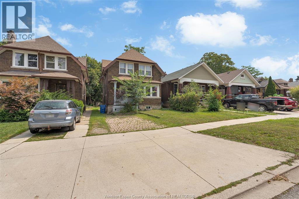 466 Rankin Avenue, Windsor — primary photograph
