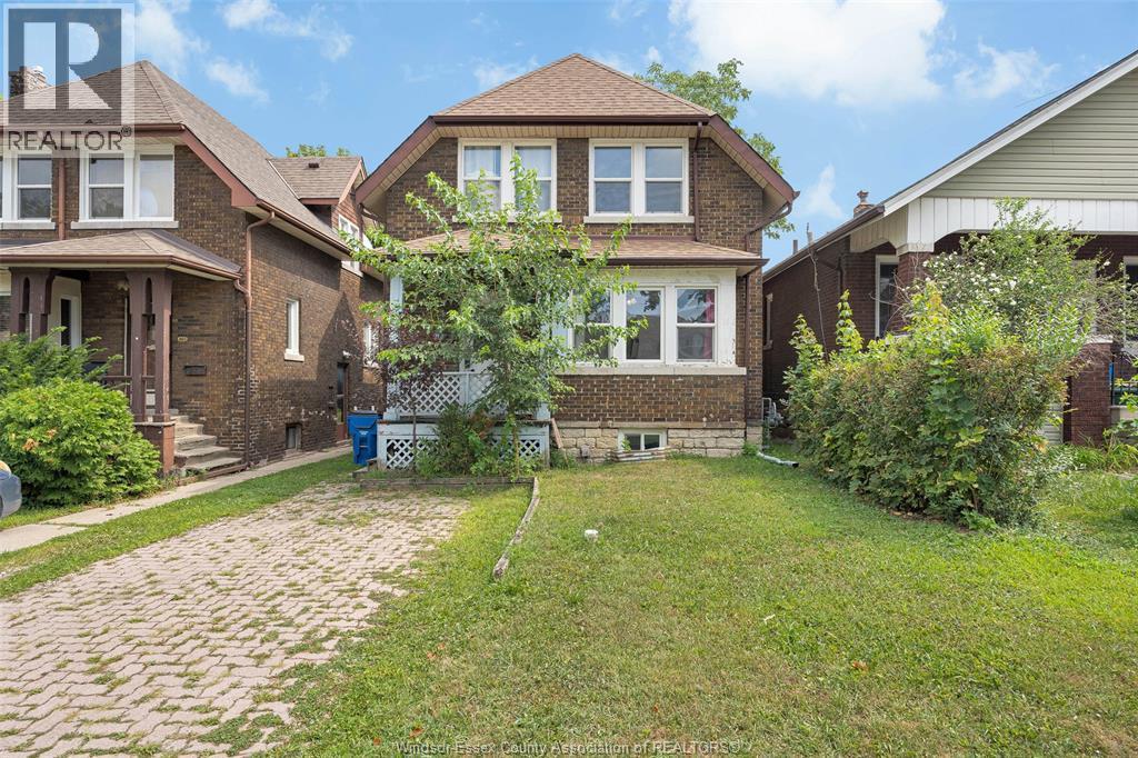 466 Rankin Avenue, Windsor — photograph 3