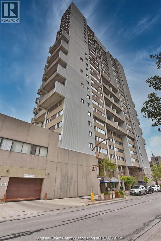 380 Pelissier #2303, Windsor — photograph 3