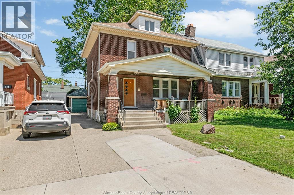 334 Rankin Avenue, Windsor — photograph 3