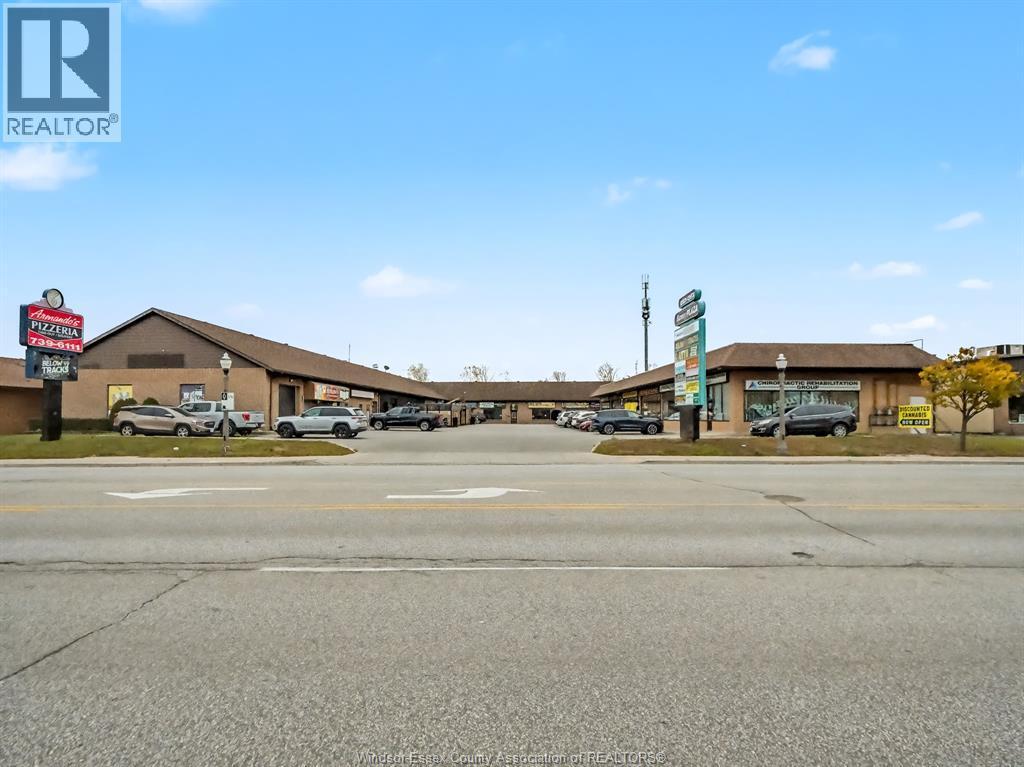 13163 Tecumseh Road, Tecumseh — photograph 3