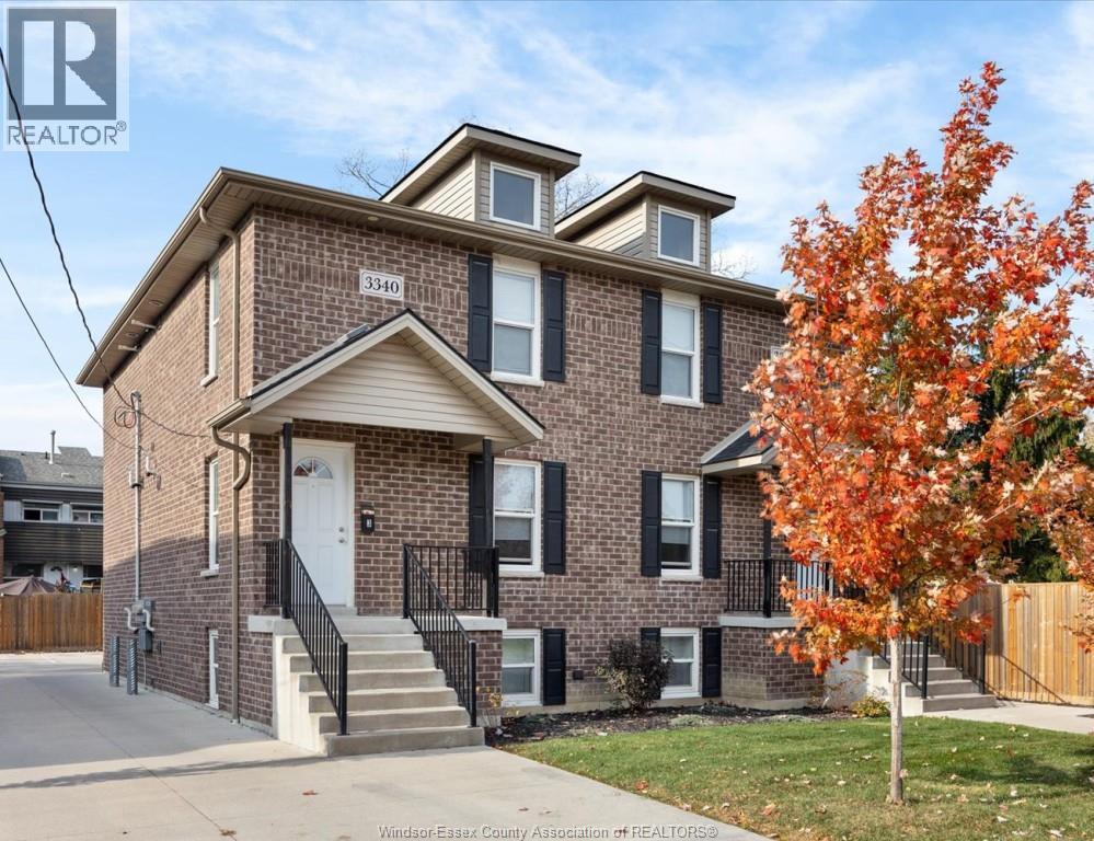 3340 Bloomfield #1, Windsor — photograph 2