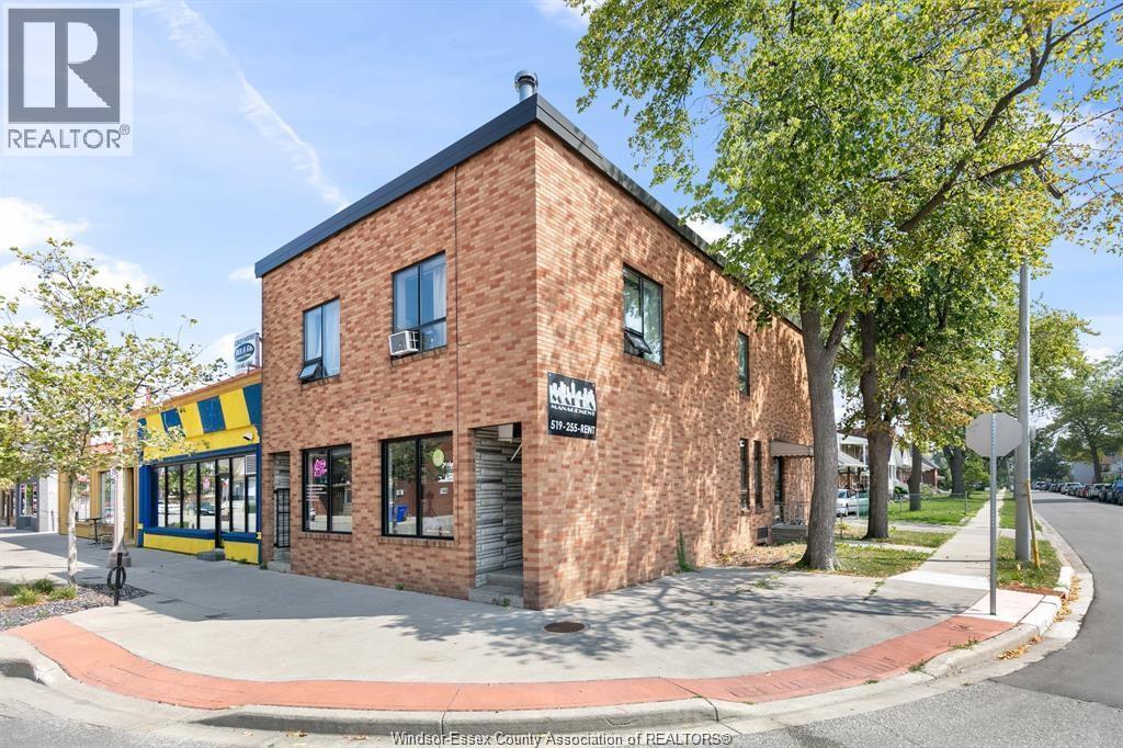 1101 Erie Street, Windsor — primary photograph