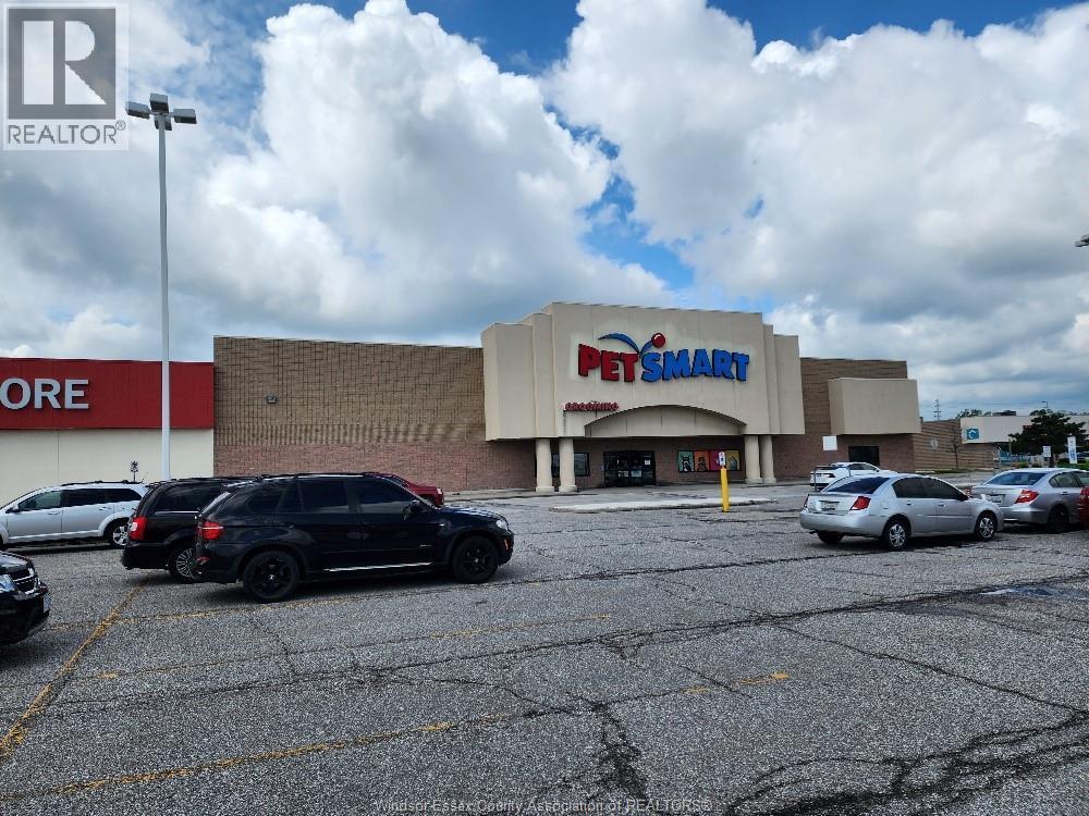 4001 Legacy Park Road, Windsor — primary photograph