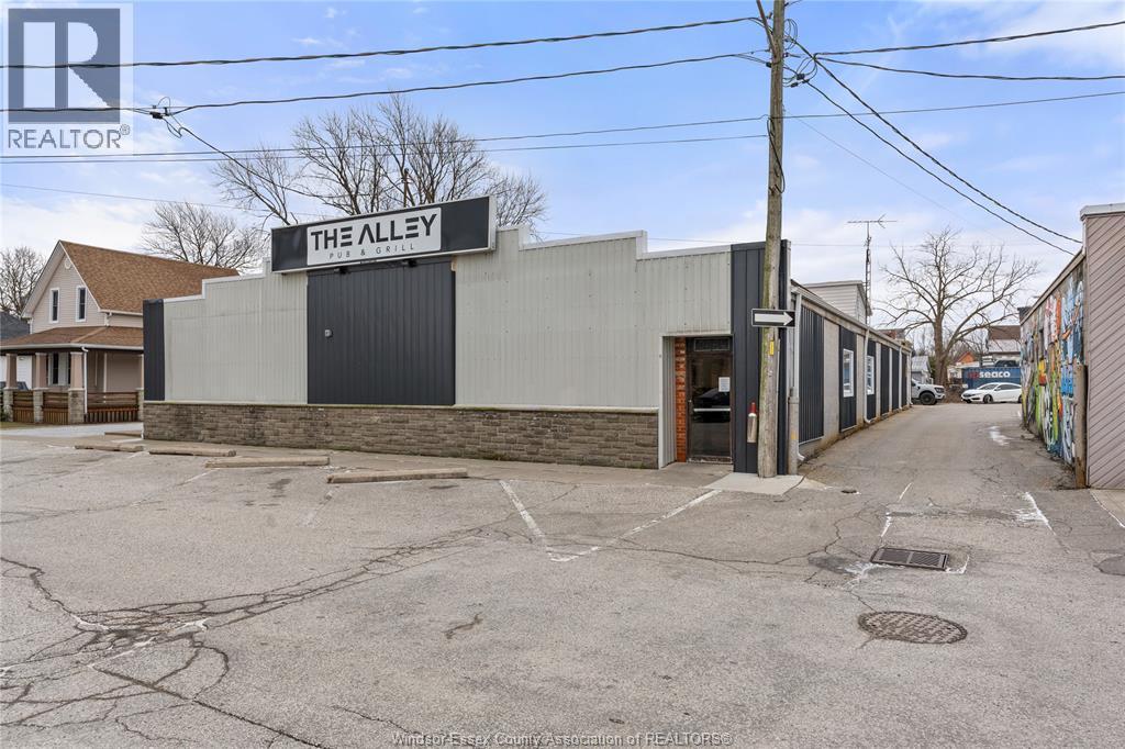 Industrial — 4 Young, Tilbury, Ontario