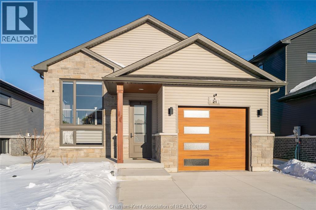 Single Family — 21 Baffin Way, Chatham, Ontario