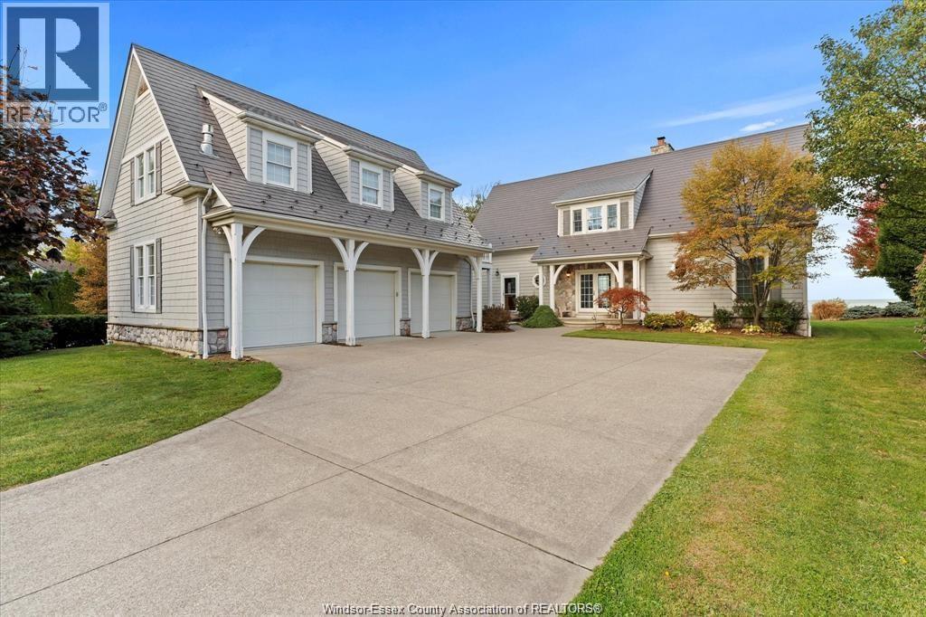 Single Family — 1094 Lilydale, Lakeshore, Ontario