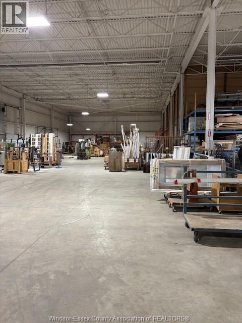 6144 Morton Industrial Drive, LaSalle — photograph 3