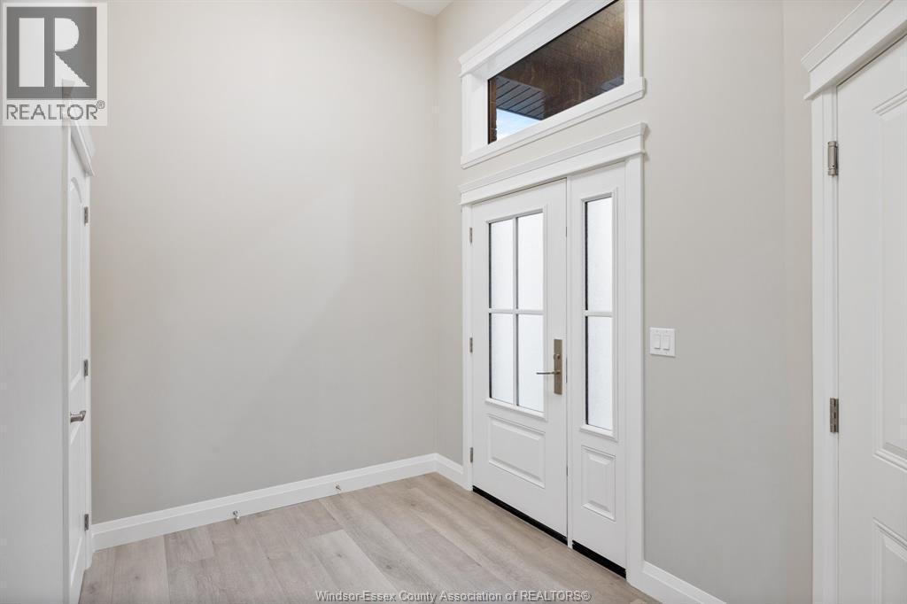 77 Pereira Drive, Harrow — photograph 2