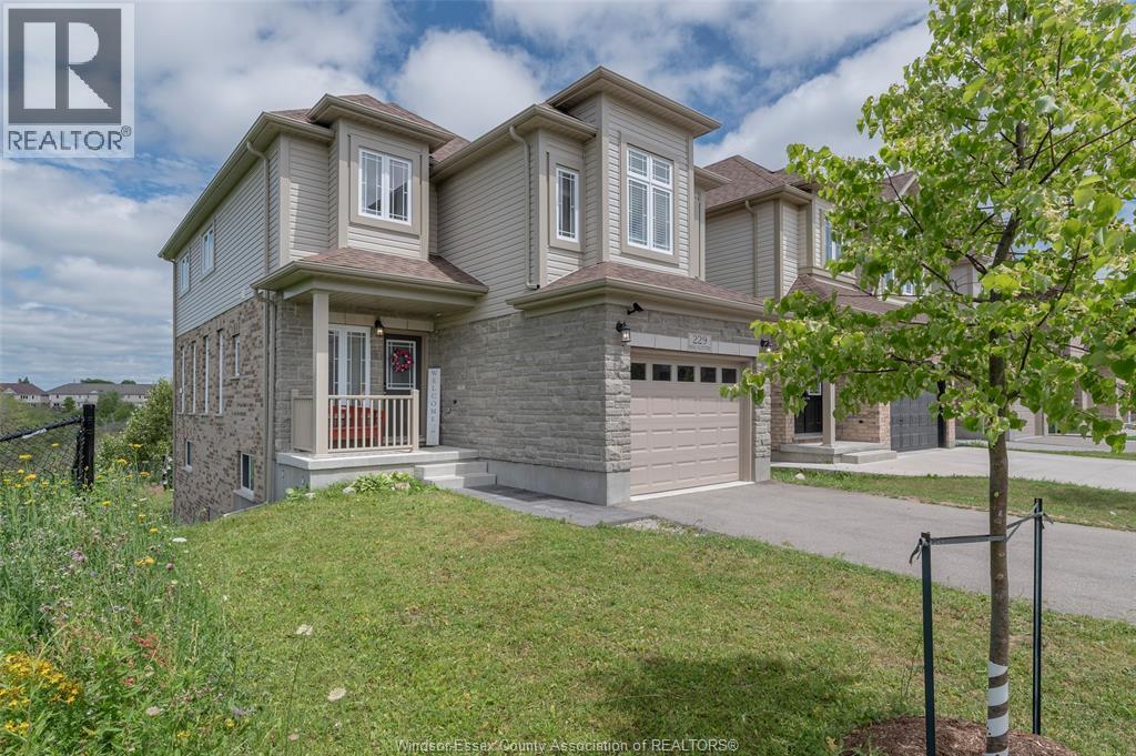 229 MacAlister Boulevard, Guelph — primary photograph