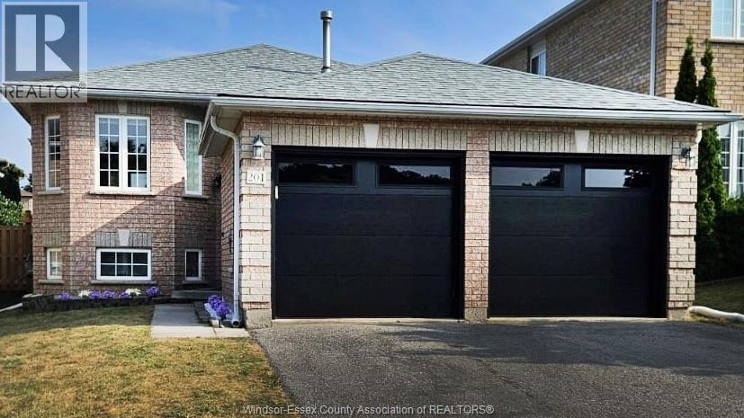201 Hanmer Street, Barrie — primary photograph