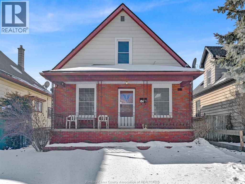 841 Pierre Avenue, Windsor — primary photograph