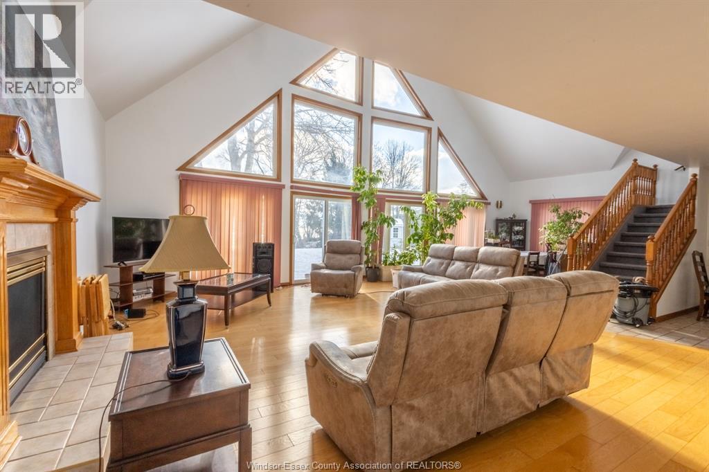 3280 Talbot Trail, Wheatley — photograph 3