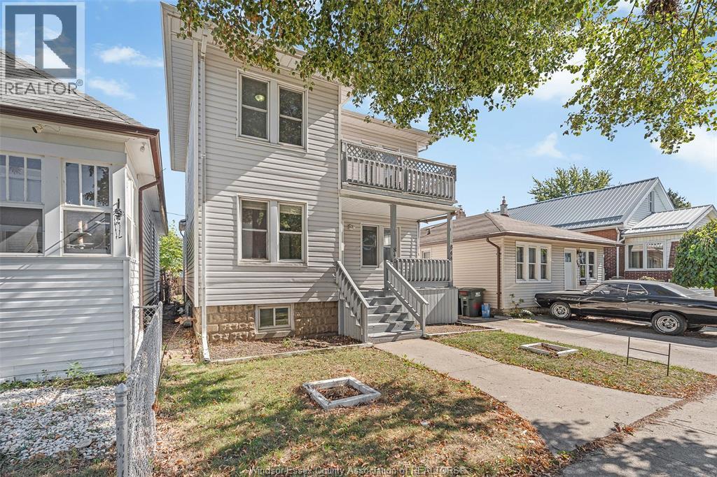 842-844 Ellrose Avenue, Windsor — photograph 2