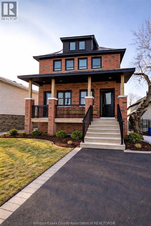 1327 Henry Ford, Windsor — primary photograph