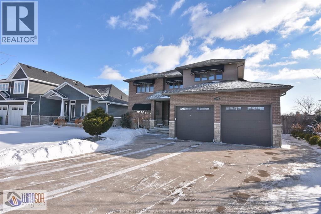 Single Family — 304 Carole Court, Lakeshore, Ontario