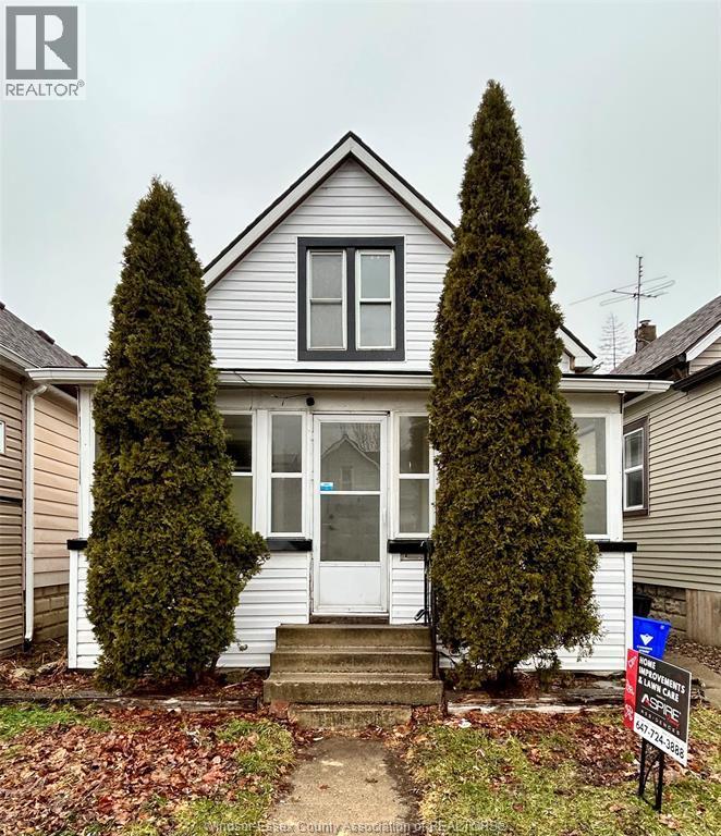 789 Bridge Avenue, Windsor — primary photograph