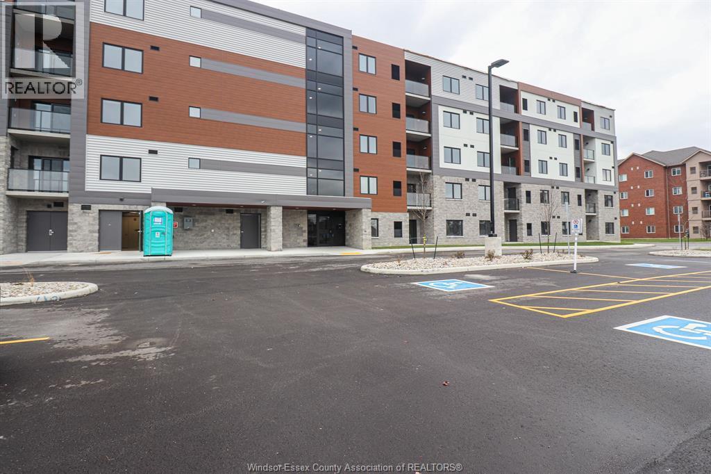 Single Family — 2600 Sandwich West Parkway, LaSalle, Ontario