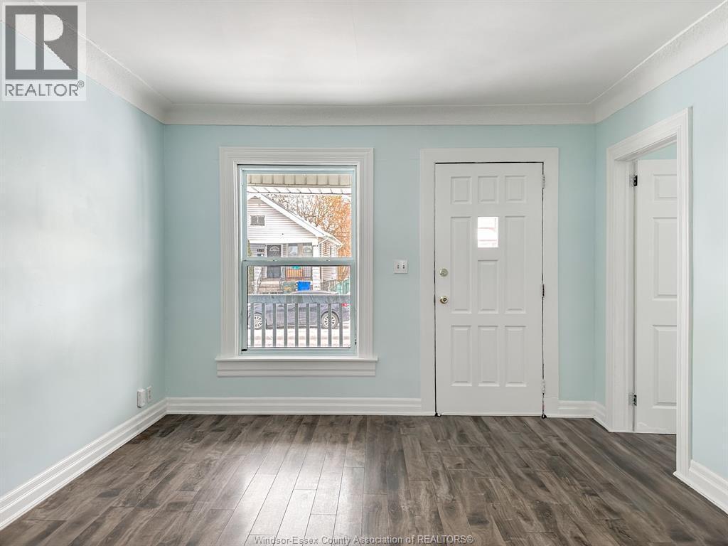 383 Josephine, Windsor — photograph 2
