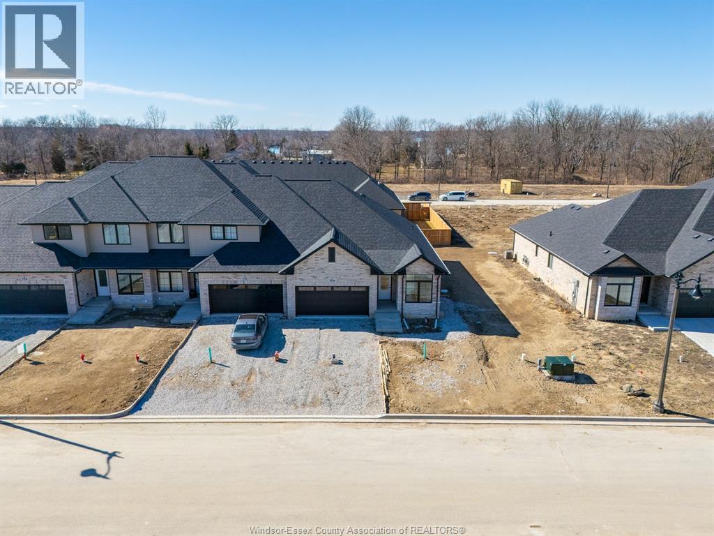 709 Elliot Point Road #B, Amherstburg — photograph 2