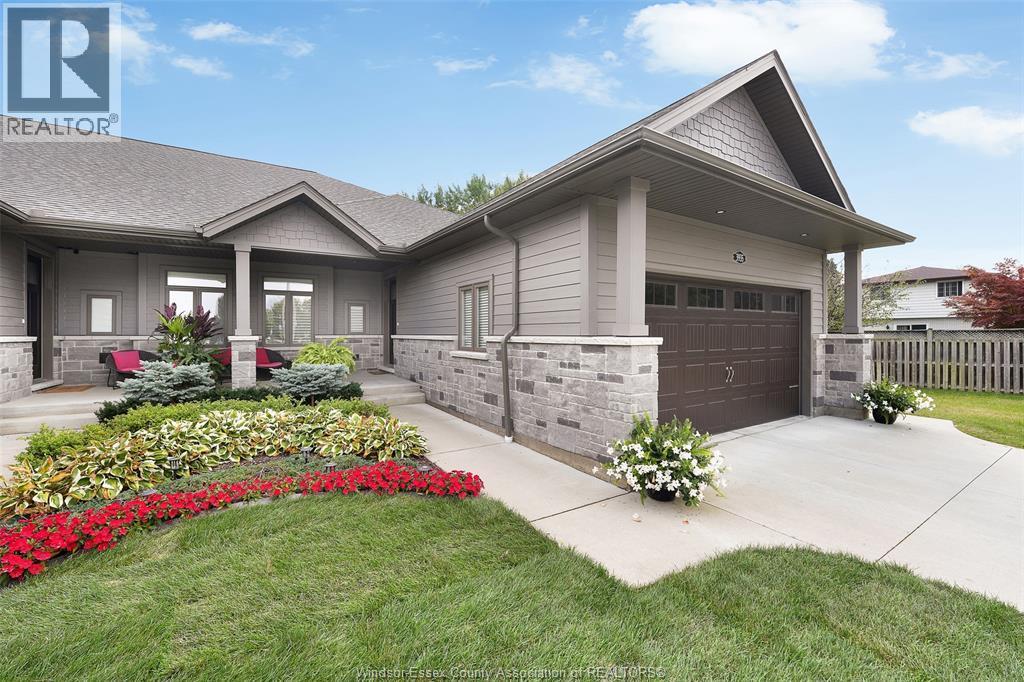 3935 Ora Street, Windsor — primary photograph