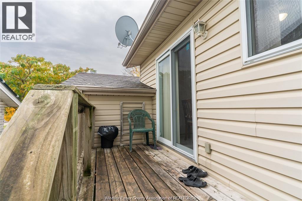 4012 Acorn #UPPER, Windsor — photograph 2