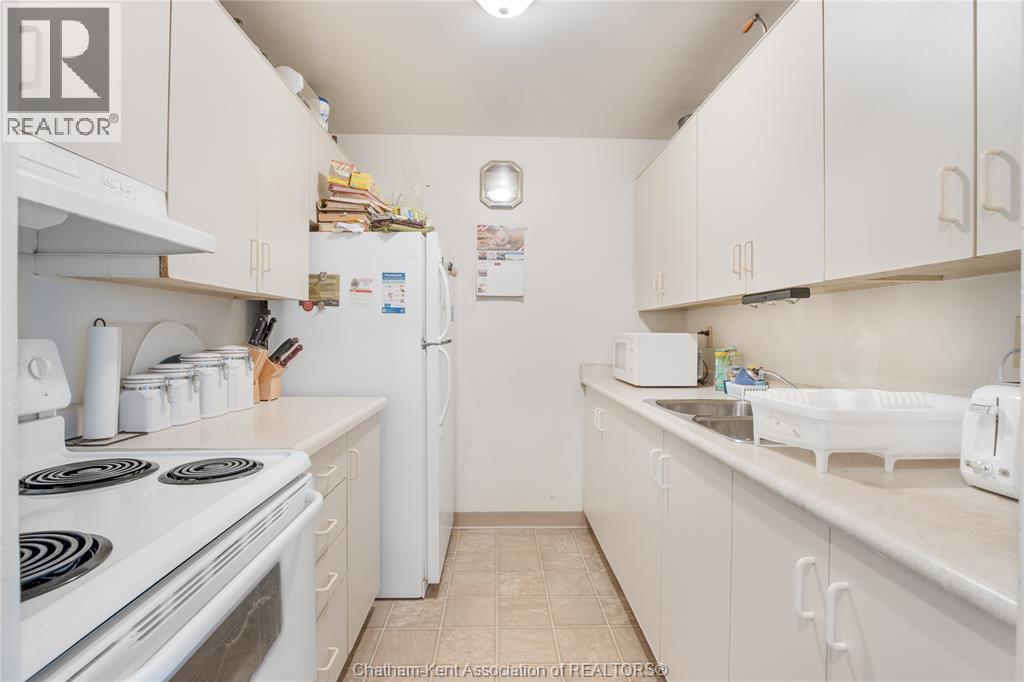 150 Park Avenue #104, Chatham — photograph 3