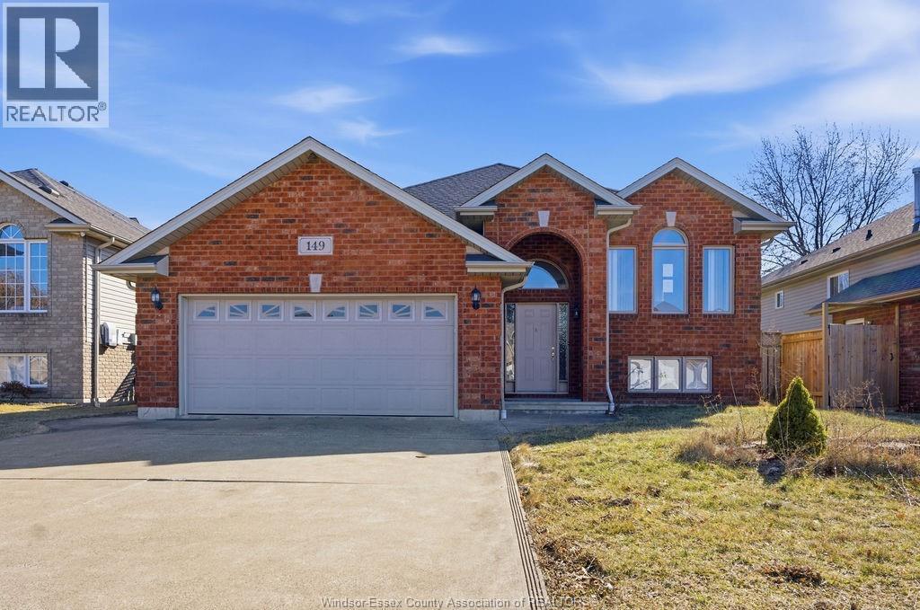 Single Family — 149 Amy Croft Drive, Lakeshore, Ontario