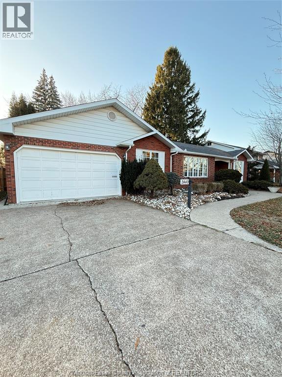 2449 Alexandra Avenue, Windsor — primary photograph