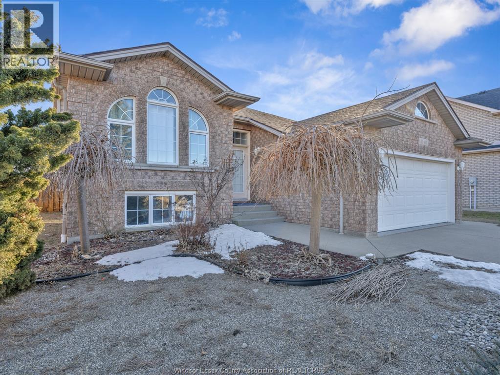 40 Sandy Lake Drive, Leamington — photograph 2