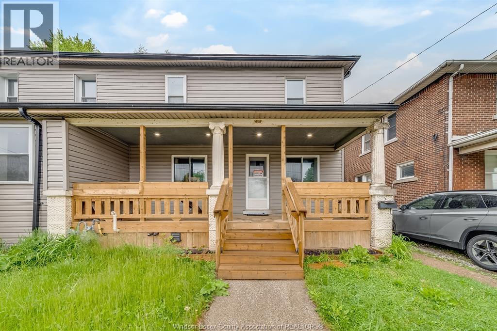 658 Tournier, Windsor — primary photograph