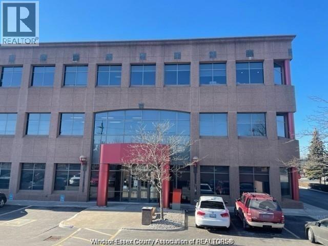 2510 Ouellette Avenue #104, Windsor — photograph 2