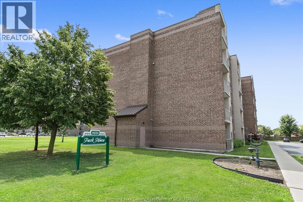 8335 Wyandotte Street #108, Windsor — photograph 2