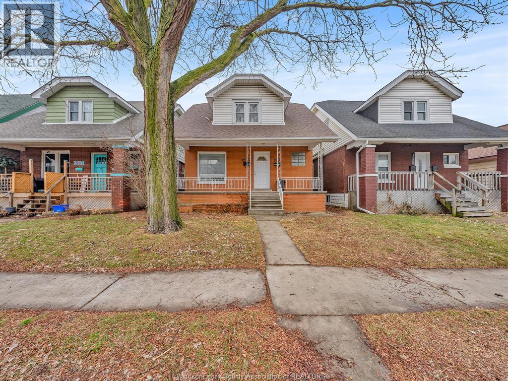 1563-1565 Lillian Avenue, Windsor — primary photograph