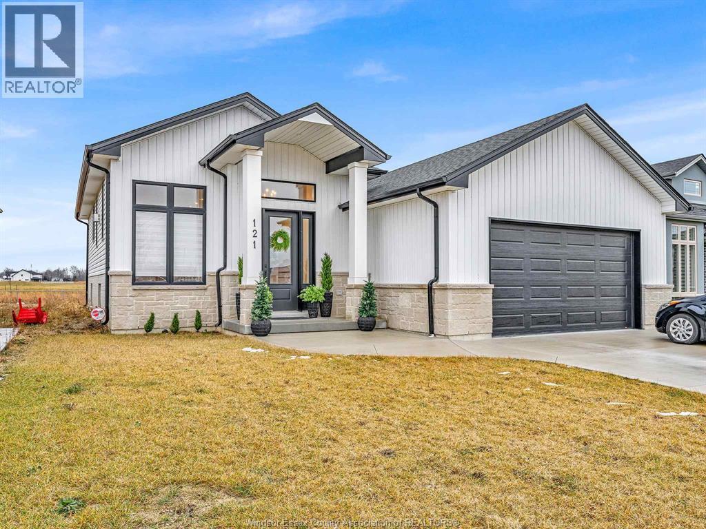 Single Family — 121 Kingsbridge Drive, Amherstburg, Ontario