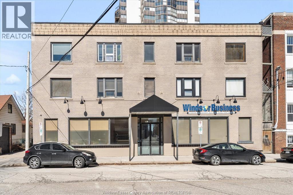 552-554 Pitt Street, Windsor — photograph 2