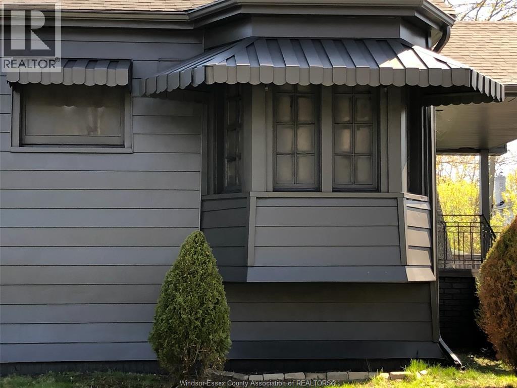 5425 Riverside Drive, Windsor — photograph 3