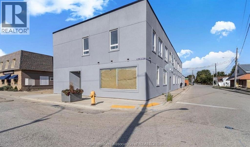 Industrial — 206 Wellington Street, Wallaceburg, Ontario