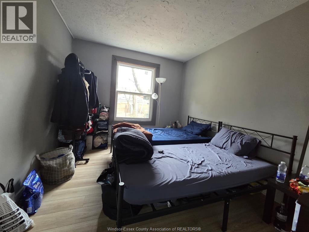 454 Rankin Avenue, Windsor — photograph 3
