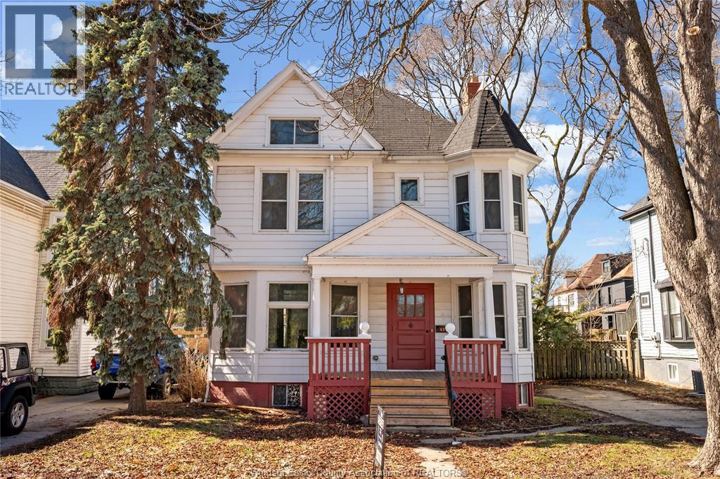 631 Church, Windsor — photograph 2
