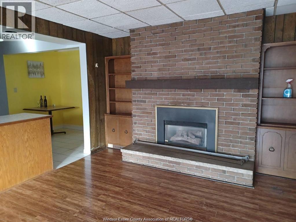 3277 Dominion, Windsor — photograph 2